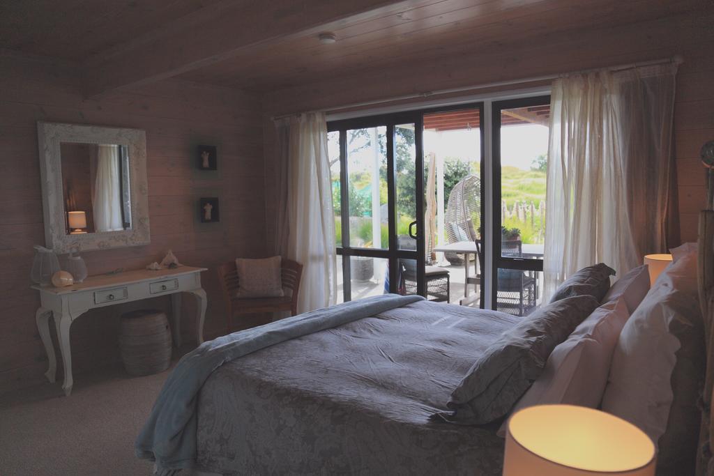 Two Bare Feet Apartment Waihi Exterior foto